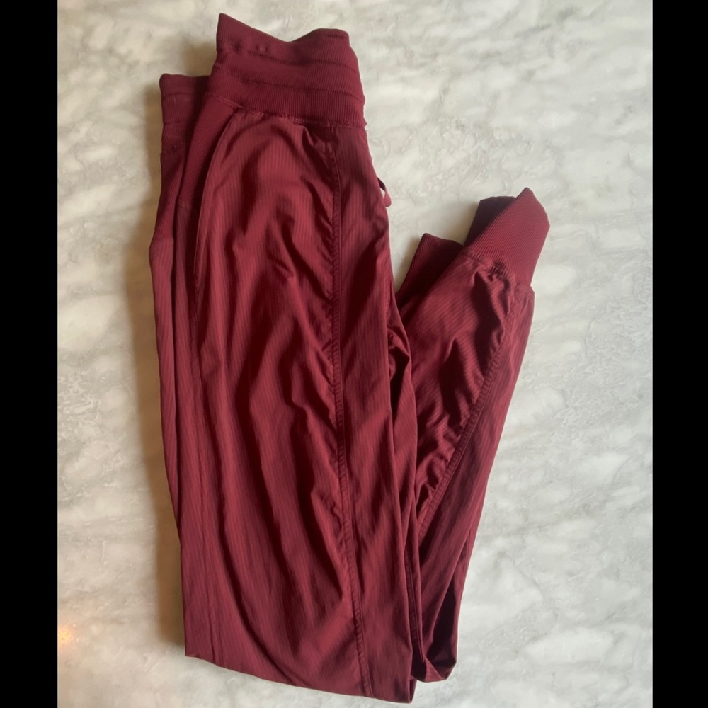 Lulu Lemon Dance Studio Jogger 28” Red Merlot Size 2